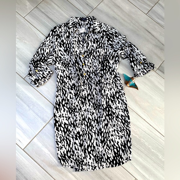 The LIMITED (the original!) NWT Ashton printed button-up shirtdress - size L ๐ - Picture 1 of 6